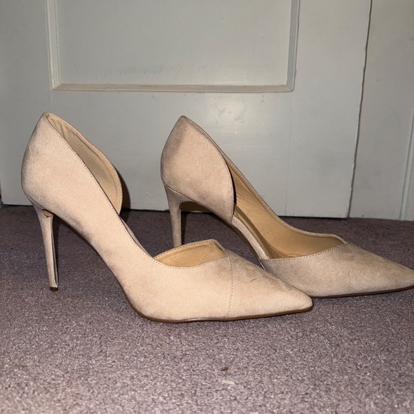 Lulus Pumps - Satsuki Light Nude Suede Pointed-Toe D'Orsay - Picture 4 of 7